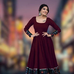 Women's Rayon Solid Pattern Full Sleeve Full Stitched Gown